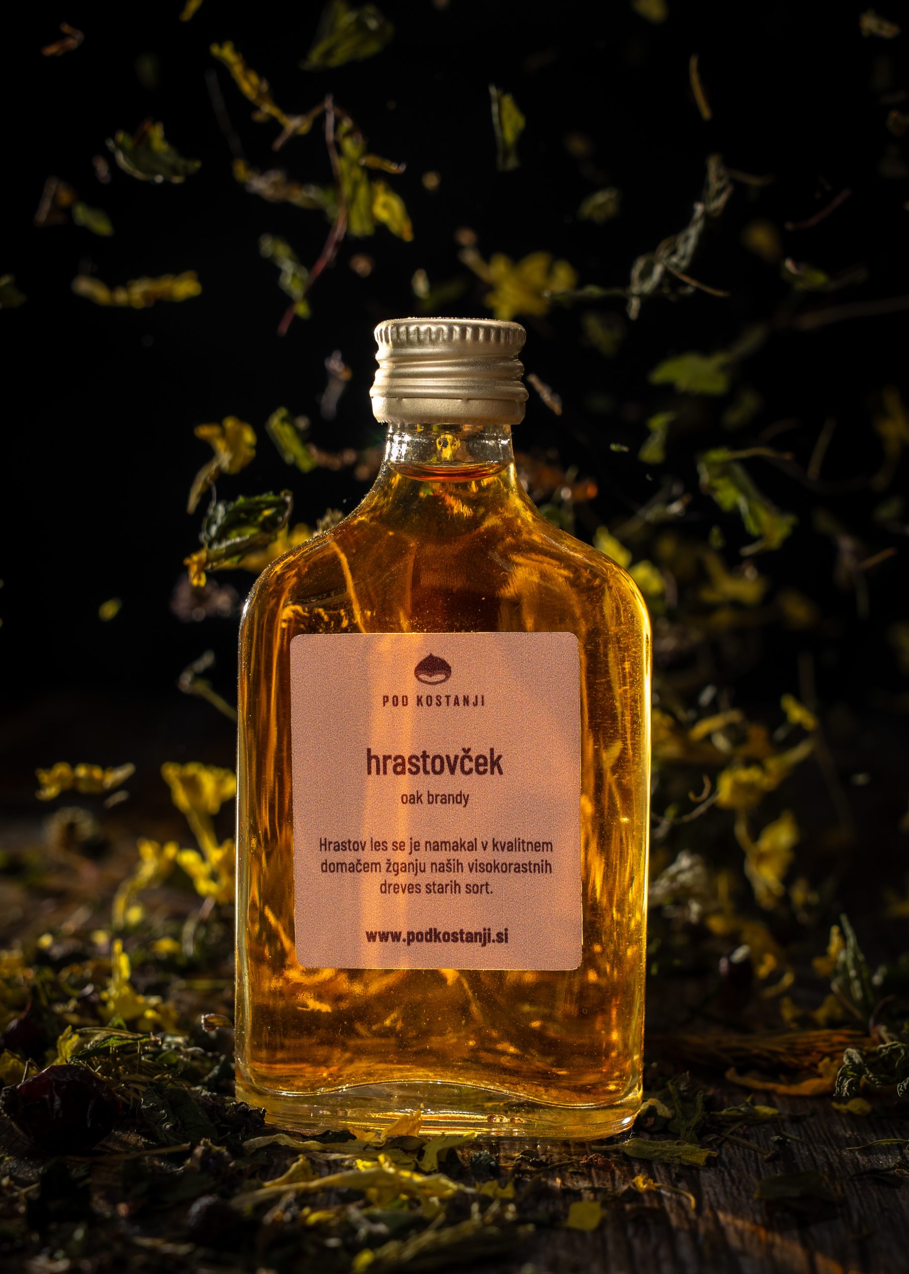 Hrastovček – domači brandy 1l - slika 4